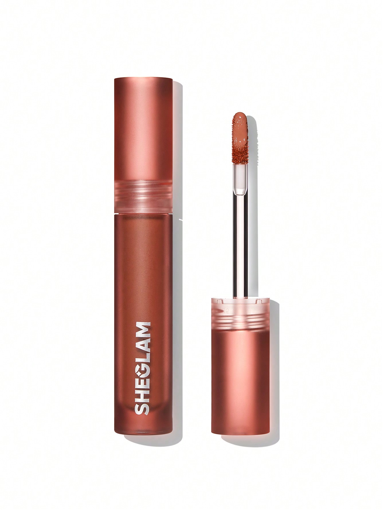 عکس رژلب مایع مات شیگلم (Lip Blur)